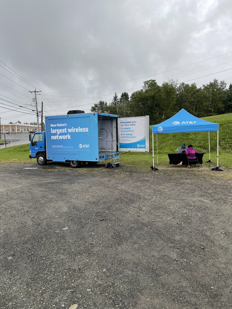 DoodyJesse's tweet photo. Day 2 in Madawaska For the Mobile Store.  Didn’t get a chance to post yesterday we got busy as soon as we arrived.  That’s a good problem to have.  Let’s see what today brings.  @El_MIKE_G @LillardDerick @emilywiper @CurtChaput09 https://t.co/XbQjB8TsCh