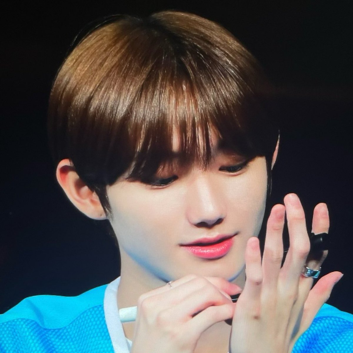 wonbinfeed tweet picture