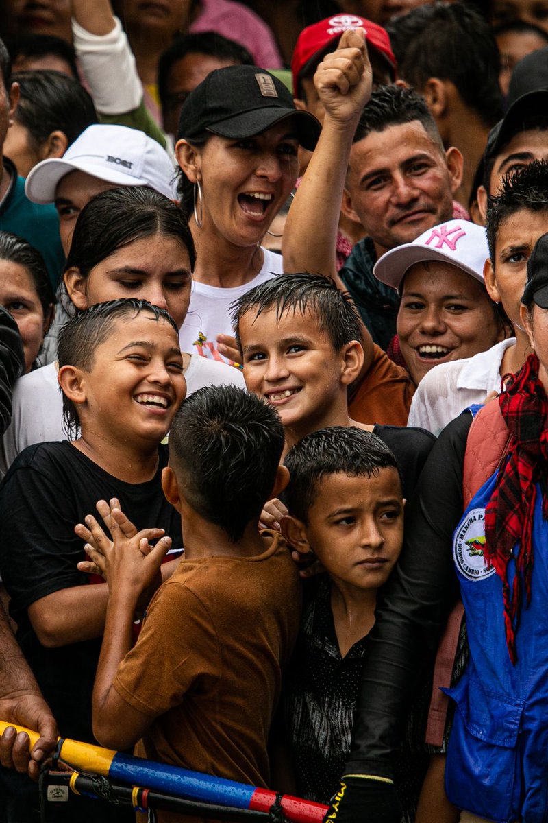 ColombiaHumana_'s tweet image. La alegría del pueblo por el cambio.

El Tarra, Catatumbo, Norte de Santander. @petrogustavo