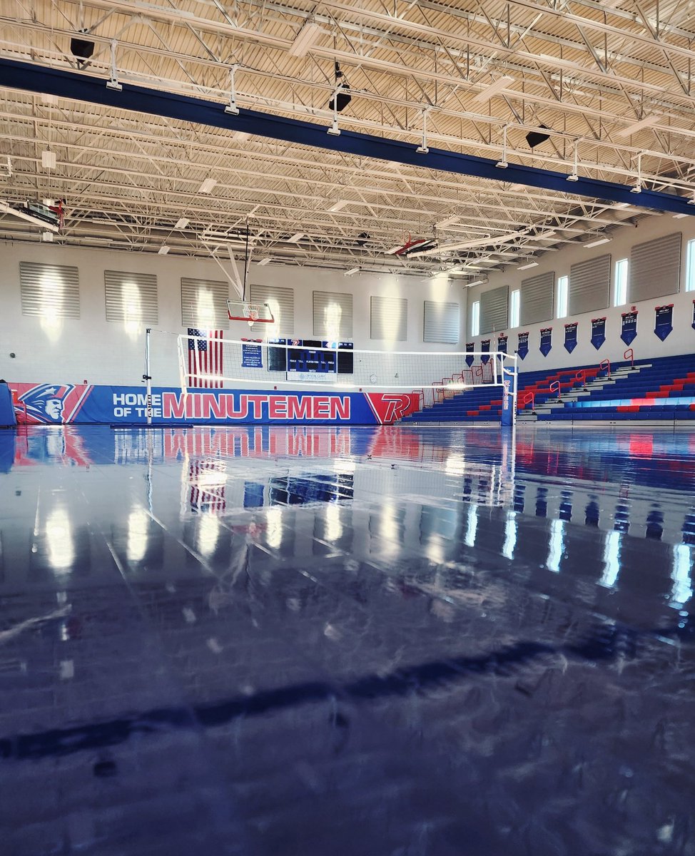 TrainerLauri09's tweet photo. The stage is set for volleyball today - let's get after it and do something great Lady Minutemen! #beatStV https://t.co/ZLEWC0f2LF