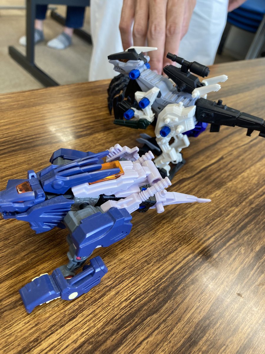 dicmori's tweet photo. 交流会無事終了しました！
正直誰もこなくて1人で１日過ごすかも知れないと不安を持ちつつも9名で開催できました！

本当に感謝です
仲間がいるって本当に楽しいですね
準備もちゃんと出来てたかわかりませんが、
これがきっかけで新しいコミュニティができたら幸いです

また遊びましょう https://t.co/6sGw88fvCs