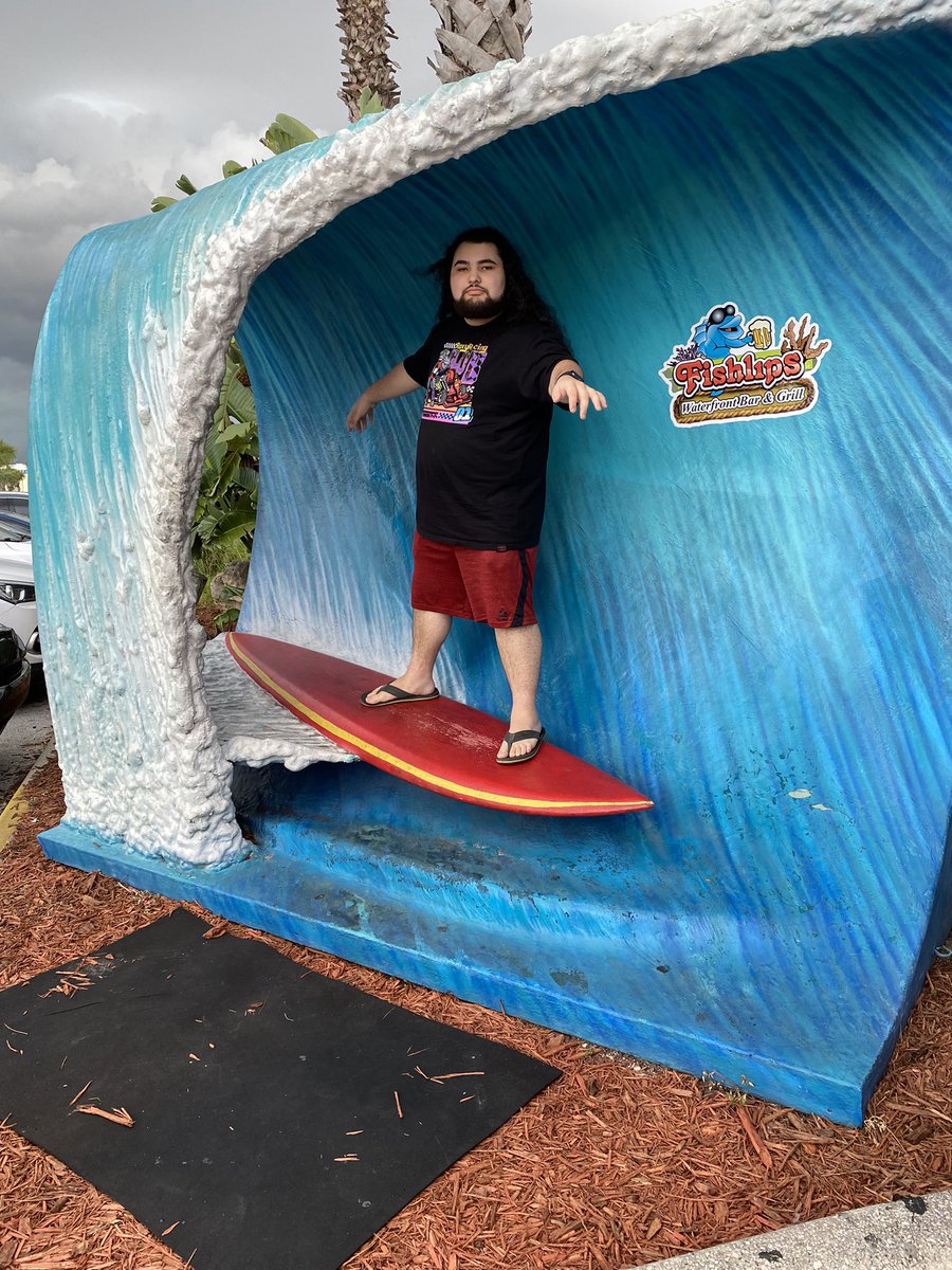 Alpha_Foxys's tweet image. After getting here in Florida it was a hassle so forgot to tweet but went to a great seafood place called #Fishlips, don’t let the name fool you it’s a very fancy place. Even got a rideable surfboard out front!
Ps. I was really tired yesterday don’t mind my lack of trying😅