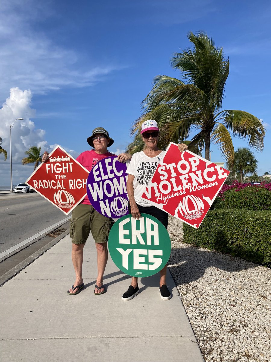 darlenethomas's tweet photo. #KeyWest on street corners on #WomensEqualityDay #WeWontGoBack https://t.co/HLWBx9upkM