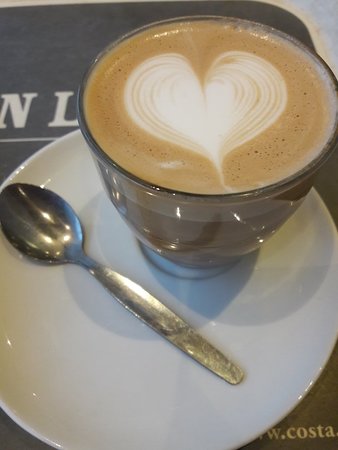 Delicious caramel cortado <a href="/CostaCoffee/">Costa Coffee</a> #Saturdaymorning #treat #yummy