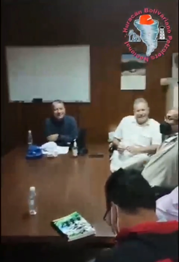 AlvarezDaniel58's tweet photo. Con mayoría calificada y presencia de un juez se Ejecuto Sentencia “ Apertura de Puertas de la FUTPV al servicio de los Trabajadores Petroleros”.  #LaClaseObreraesunaSola  Nada nos detiene. Desde Guayana hasta Occidente Unidos Venceremos. Huracán Bolivariano Petrolero Nacional. https://t.co/ADoaAvHs4X