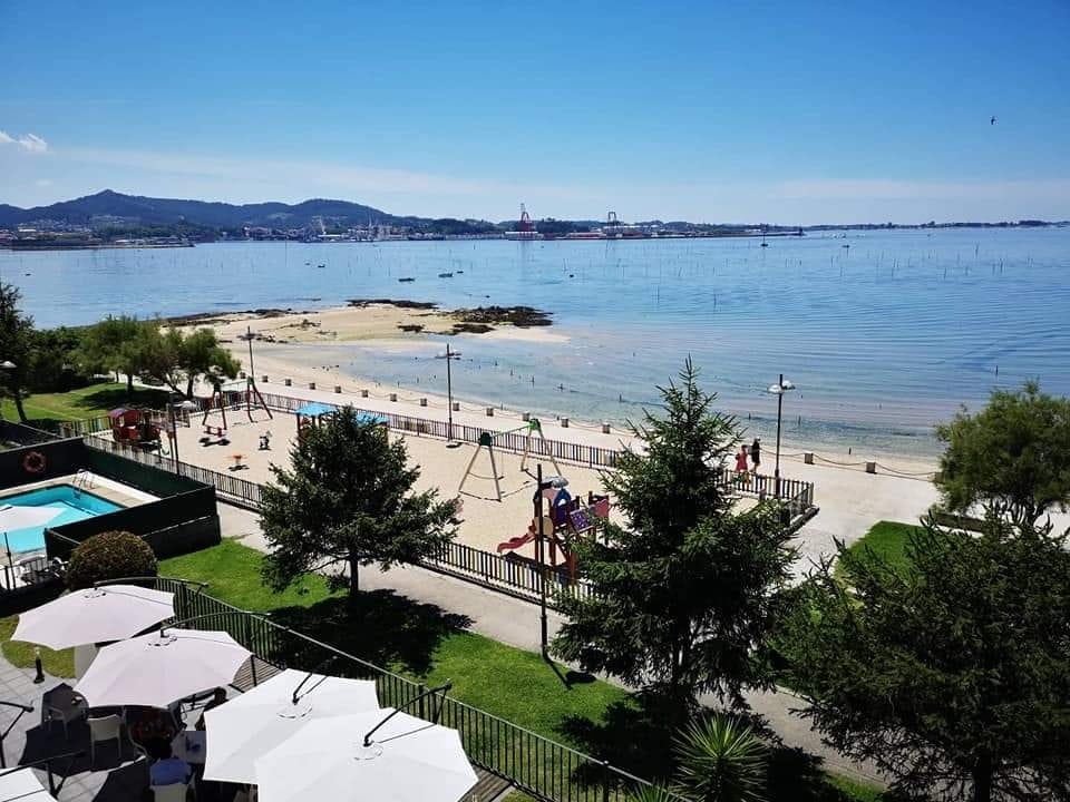 Un fin de semana gastronómico con la Ría de Arousa como testigo.

¿Te gusta el plan? 🤔 
.
Ven a #Galicia y Simplemente #SienteCarril
.
¿Reservamos? 😉 ☎ 986 511 507 │#PacksRegalo│#Escapadas │#Actividades │#Enoturismo