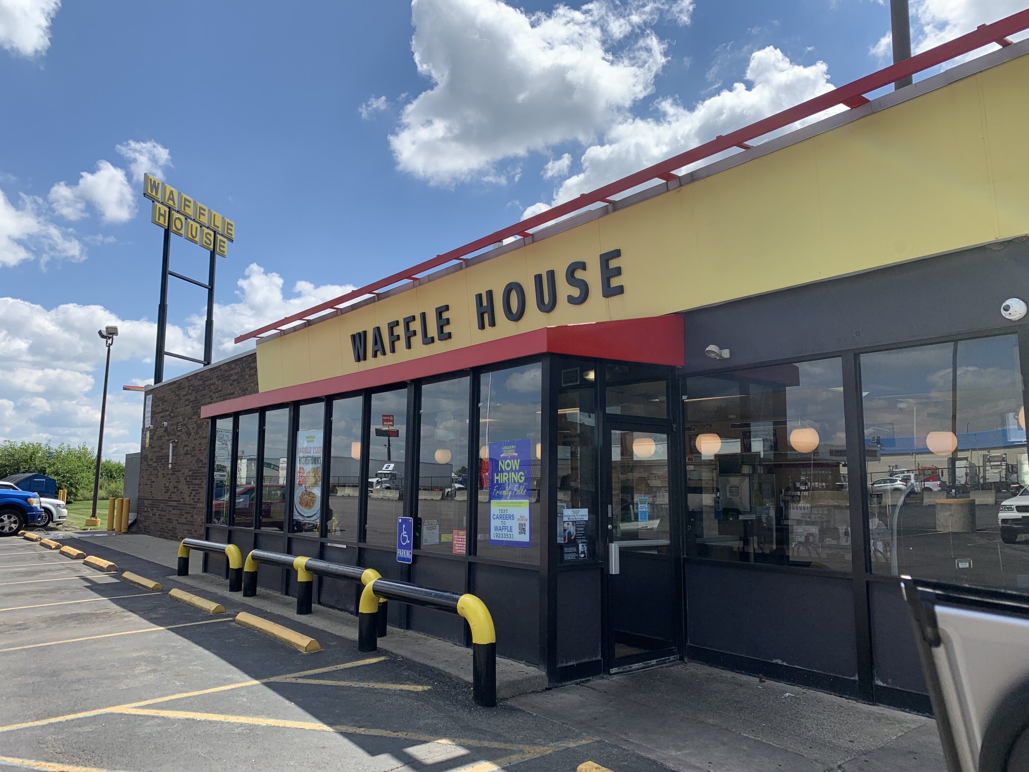Dan Bernstein on Twitter: "Time for the kid’s first ⁦@WaffleHouse