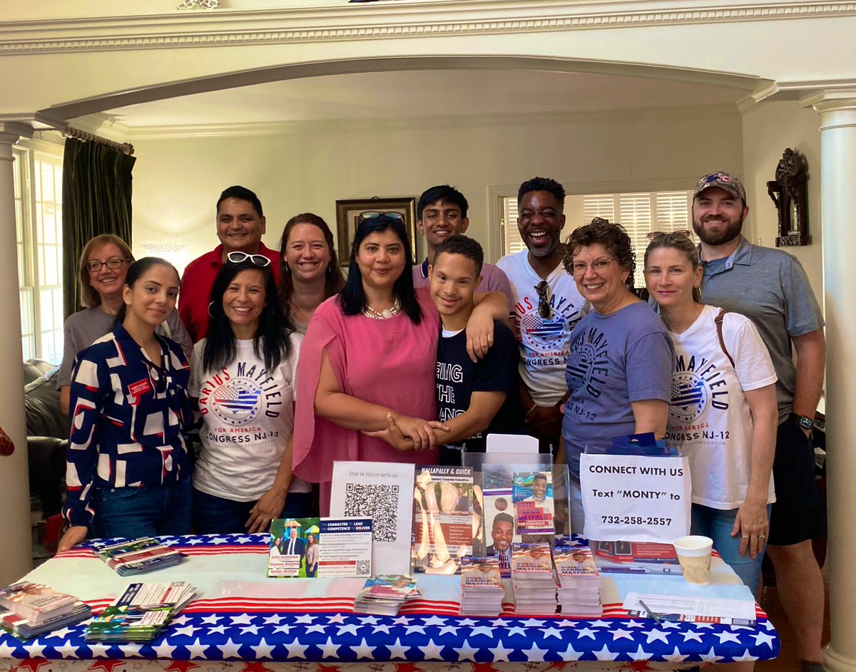 xAddisonReillyx's tweet photo. Teamwork makes the dream work!  @MrMayfieldUSA , Amber Murad for Commissioner, Suzanne Maeder for Clerk, Jarrett Quick and Ayush Nallapally for Montgomery Township Committee, came together to talk with voters today in Montgomery Township! ☀️🇺🇸 https://t.co/qeim2Zl8bW