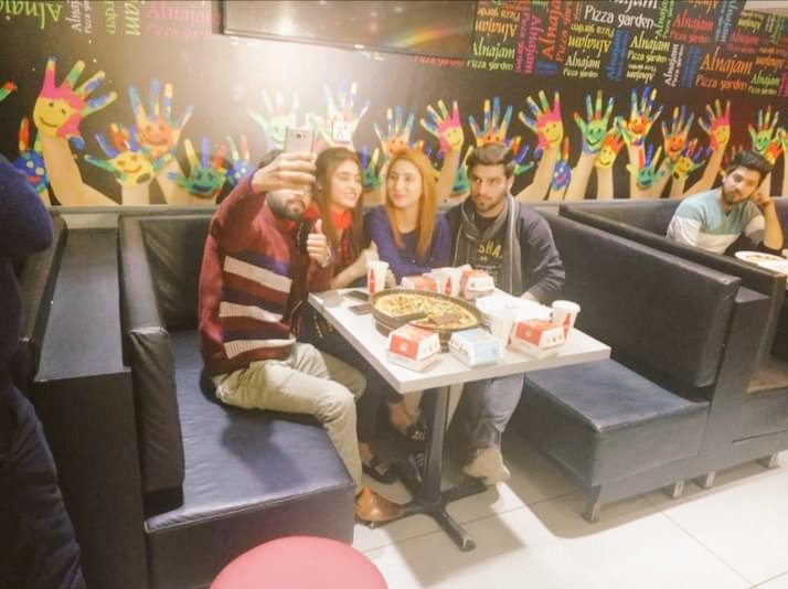 ZahoorMalia's tweet photo. Because, also the world of showbiz is not just black and white, good and bad.__ #Zahoormalia 
.
Onset TVC Shoot Brand #AFC #FastFoodbrand had a greattime with #Actors #models
@ZahoorMalia @galaxylollywood @bollywood_life @filmfare @Pakistanshowbiz @Pakistan @Twitter @instagram https://t.co/qm2BBLYE6V