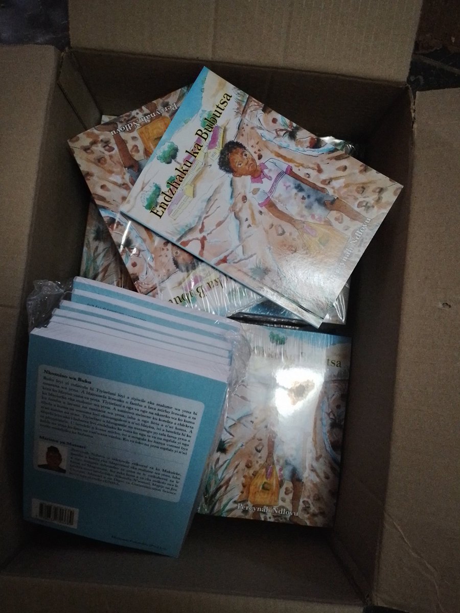 Mutivi_waRirimi's tweet photo. Endzhaku ka Bubutsa is out and available. R250 a copy. It is written by P. Ndlovu, the author of Vukosi i Mberha that is currently being used in Grade 11 &amp; 12 across the country. https://t.co/QrceUXQ2M6