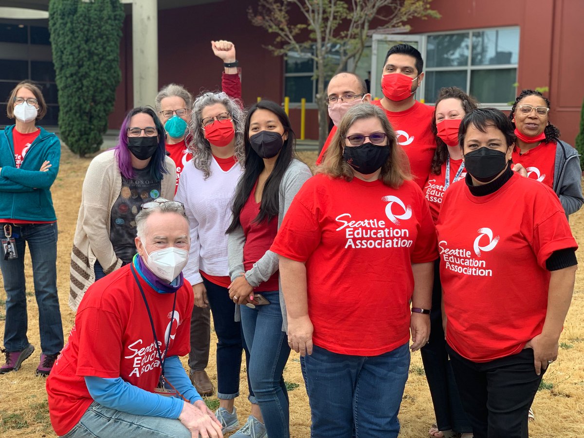 SeattleEdAssoc's tweet image. Our SEA Bargaining Team is meeting with SPS’ team at the John Stanford Center all weekend to advocate for what students and educators need.  We are committed to winning an agreement that holds SPS accountable to supporting students!