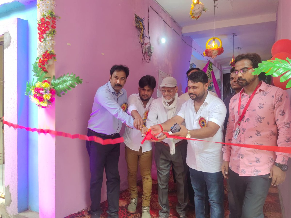 ActiveWelfare's tweet photo. 🌹Today Opening Ceremony 🌹
Active Group Of Cupmuter Institute
Bawni state kadaura Jalaun
&amp;
First Faishon week show
        organise by

Active Welfare Society
@DM_jalaun
@sdmkalpi https://t.co/dQ7lTy5TXL