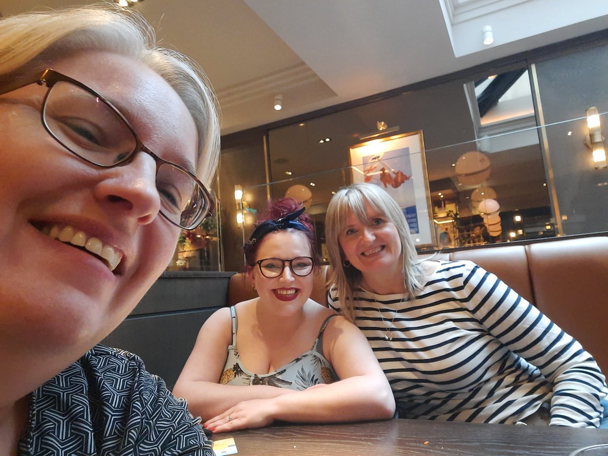reidmrd1_reid's tweet photo. #HRCafe on tour!  Trip to Glasgow to meet these beauties @SharonGChiara @DiamondKirsty_ 🥰  Fab to meet in real life after meeting on zoom during lockdown. https://t.co/VnLk923kyo