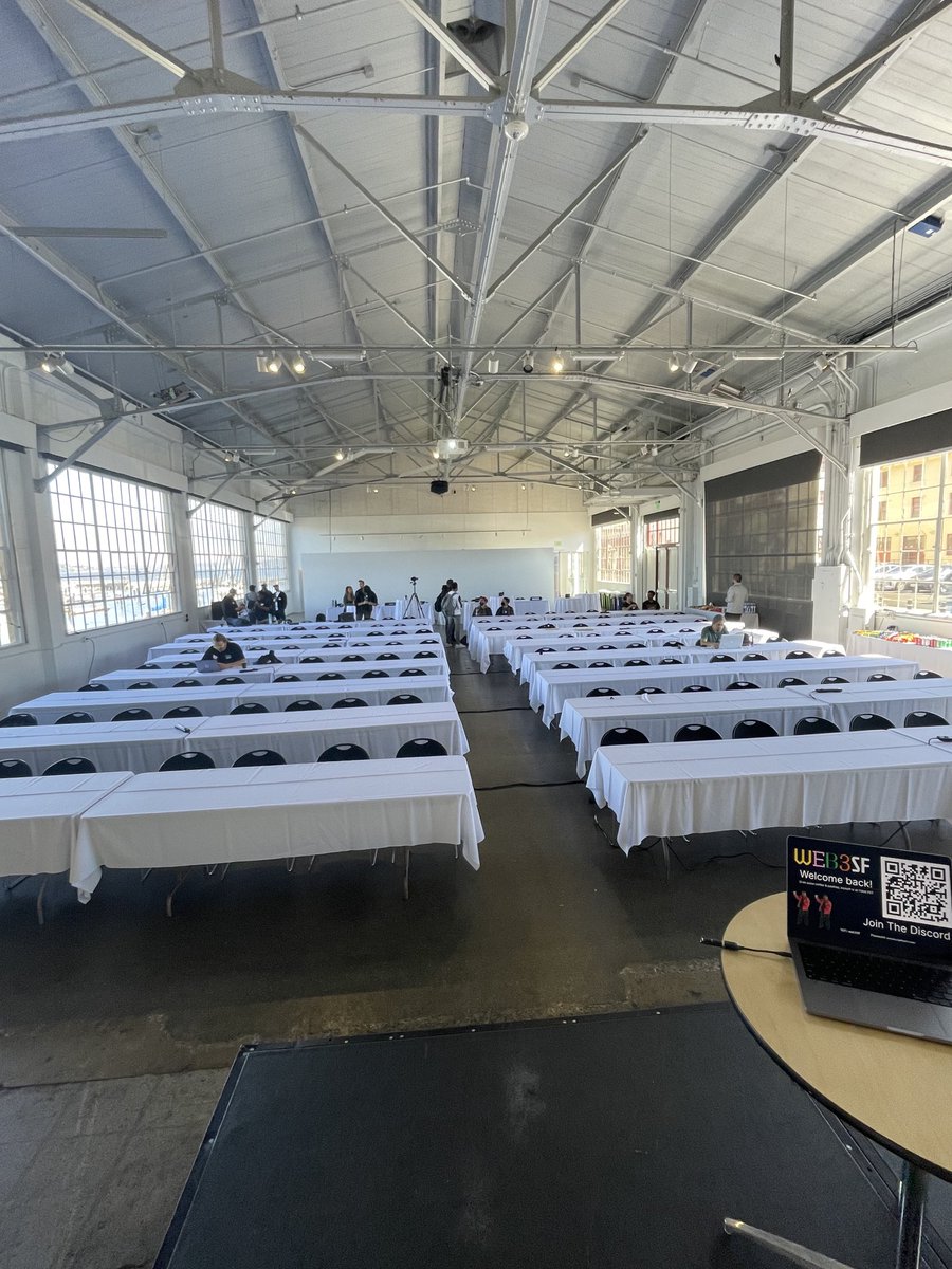 Doors just opened, come on down to Fort Mason if you feel like hacking today 🖥 

#Web3SF