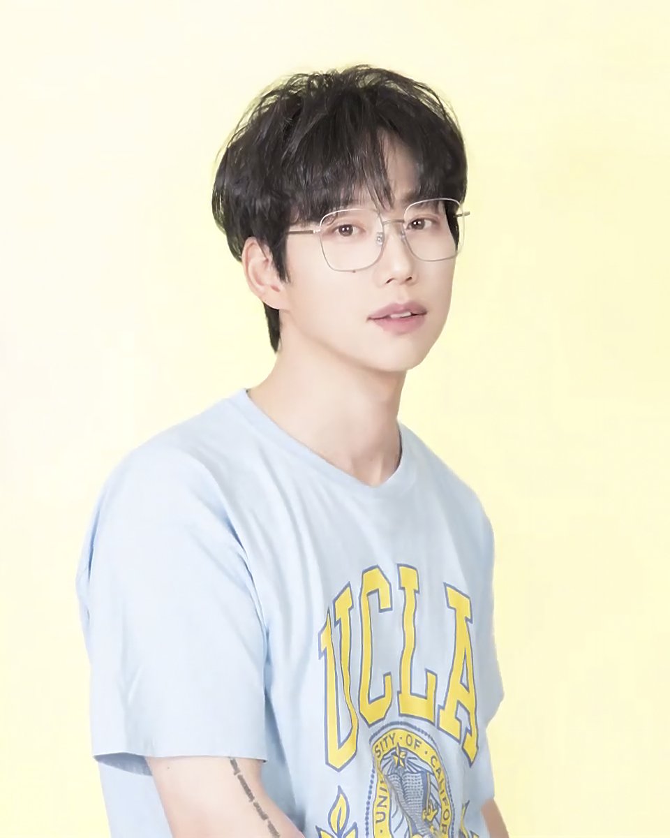 miamu_'s tweet photo. 고화질을 왜 안 풀어주나 싶어서 조금 화질 손봐옴 https://t.co/3pm5V0Fg34
