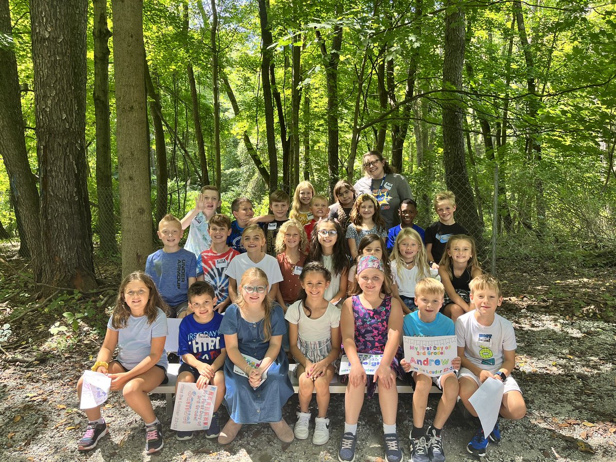 Miss De Lauder tweet media