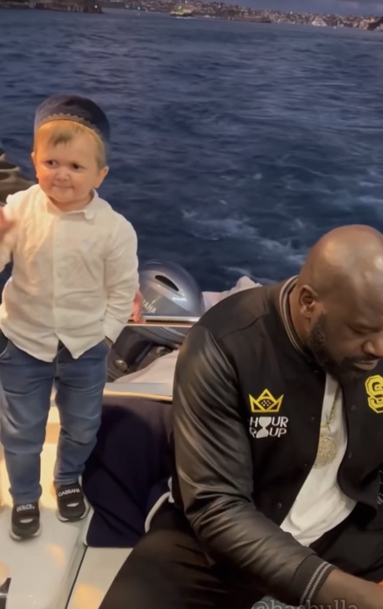 who wore it better 
<a href="/johnsummit/">John Summit</a> <a href="/HasbullaHive/">HasbullaHive 🐐</a>