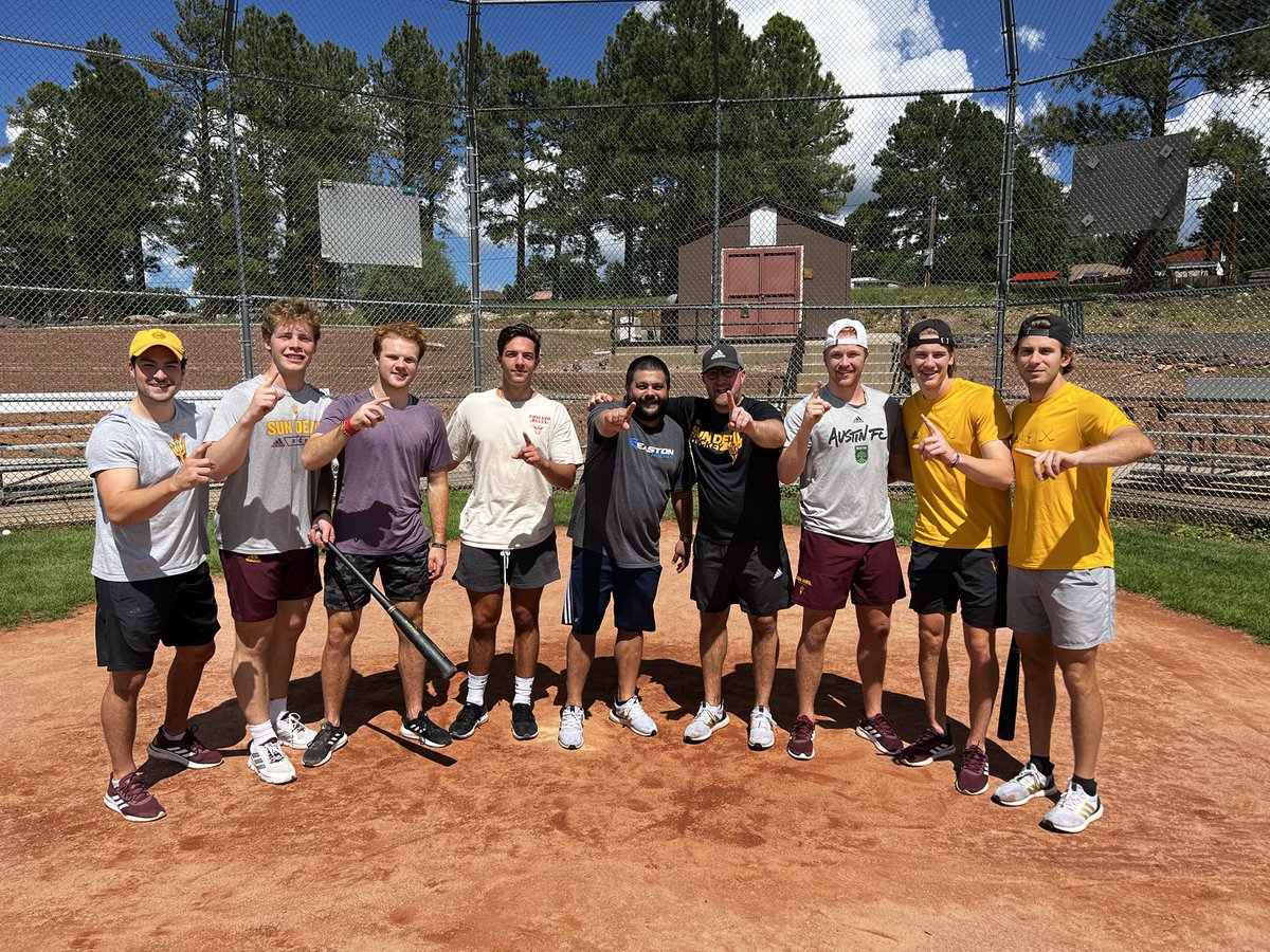 2022 Whiffle Ball Champions…#Dynasty ⁦<a href="/SunDevilHockey/">Sun Devil Hockey</a>⁩ ⁦<a href="/JDac35/">Joey Daccord</a>⁩ ⁦<a href="/brindogboy/">Brinson Pasichnuk</a>⁩