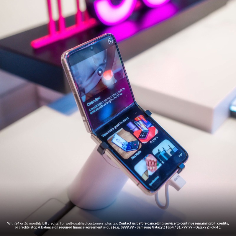 JonFreier's tweet photo. The latest flagship device lineup from @SamsungMobileUS has arrived at @TMobile! New &amp; existing customers can get the Z Flip4 for FREE or up to $1000 off the Z Fold4 with an eligible trade-in on our most powerful plan, Magenta MAX!