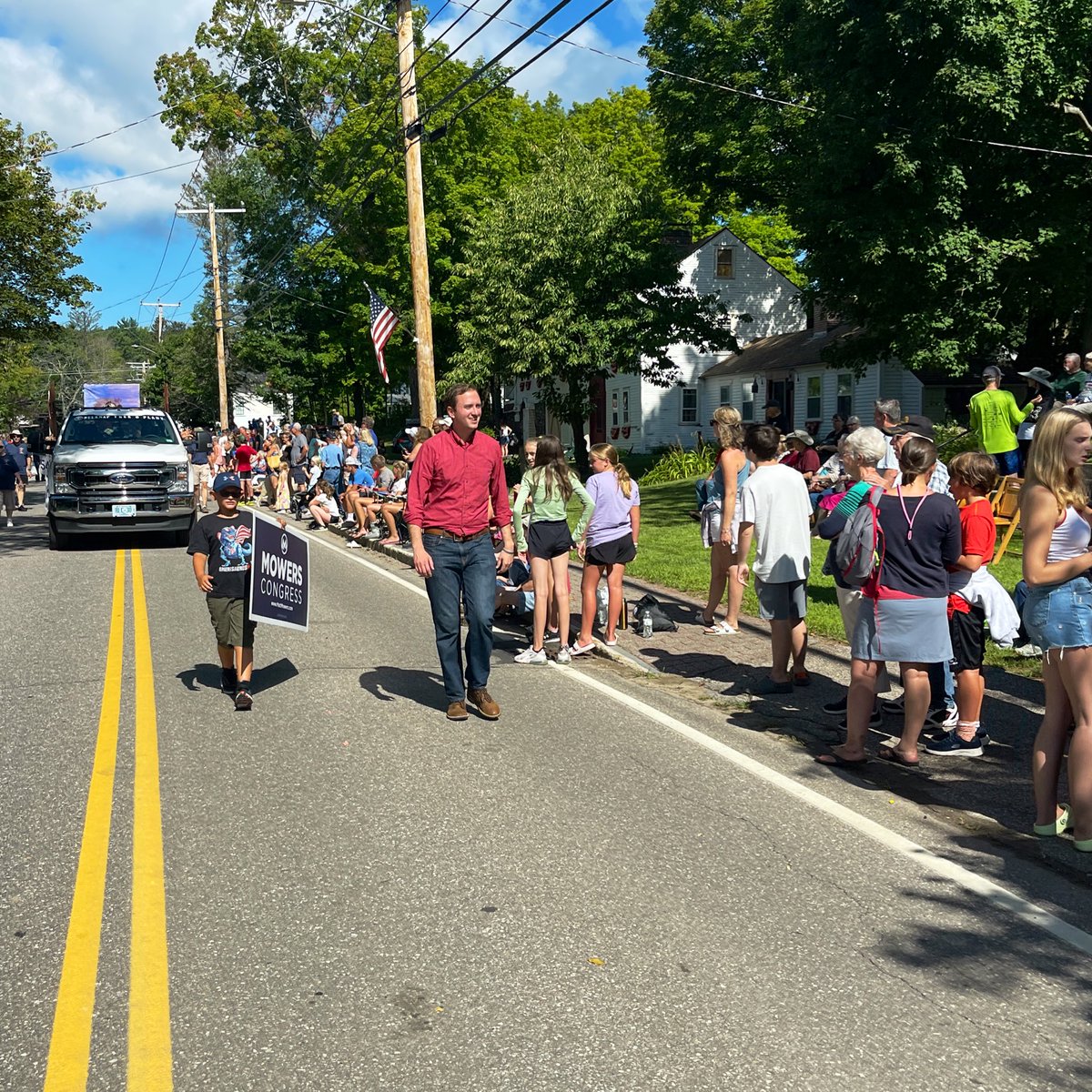 mowers's tweet photo. Great to see so many friends, supporters, and neighbors at the Gilford OHD parade this morning! 

Even ran into my #1 fan on the parade route! 👶🏻

#NHPolitics https://t.co/xtzZhtjMO4