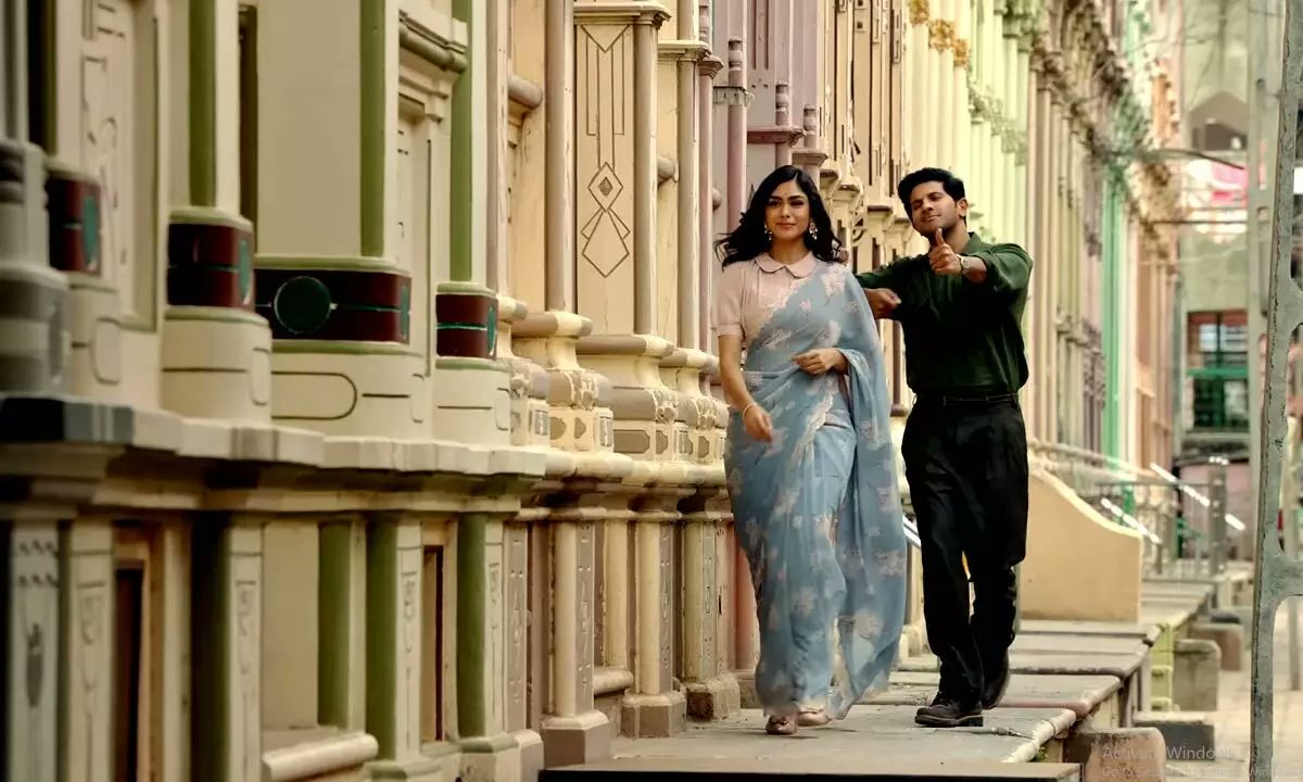 smh___93's tweet photo. After long time watched #SitaRamam in theatre. God what a movie it is.. @mrunal0801 mam you stole the screen #noorjahan ♥️. And @dulQuer sir he is my all my favourite.. and our #vahida aka #afreen @iamRashmika mam♥️. The whole movie was a eye fest 🥺
So much obsessed... https://t.co/xl0UfoxxNP