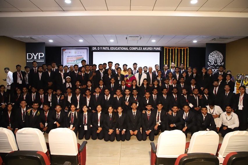 DYPCOE_AKURDI's tweet photo. The valedictory function of the Grand Finale of Smart India Hackathon 2022 and the Felicitation of Winners of SIH Senior and SIH Juniors at the Nodal Centre D Y Patil College of Engineering Akurdi was organised on 26th August 2022. https://t.co/v2KNHmb9vI