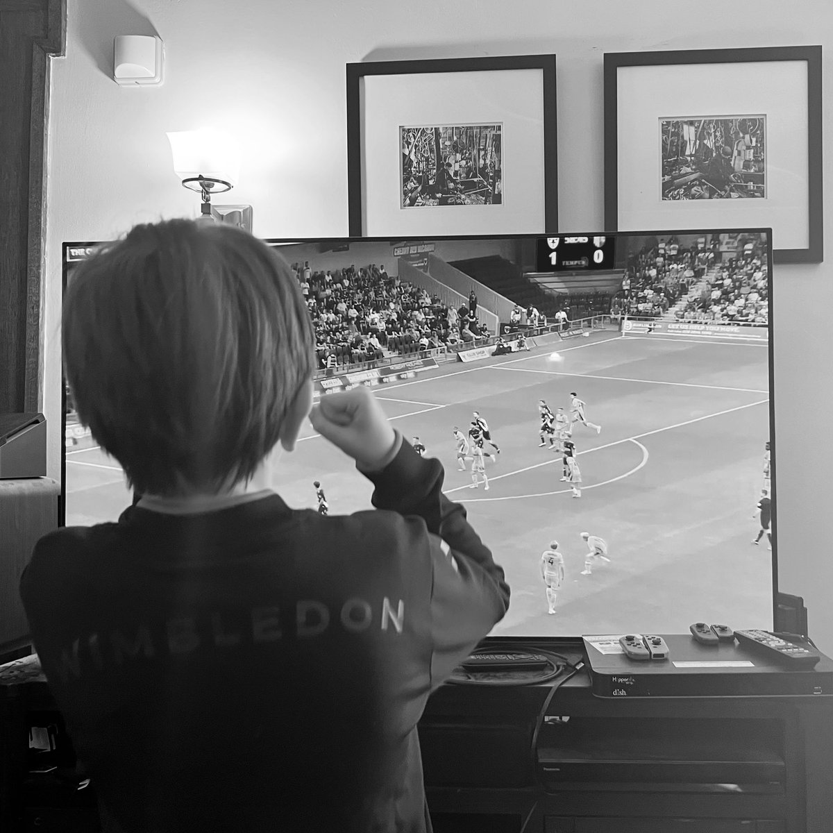 TEkhardt's tweet photo. Years of trying to get the kids interested in sports, and all I had to do was wait for one to become a @sportswithjohn fan? 

No complaints. I’ll take it. https://t.co/dpaJxAheOj
