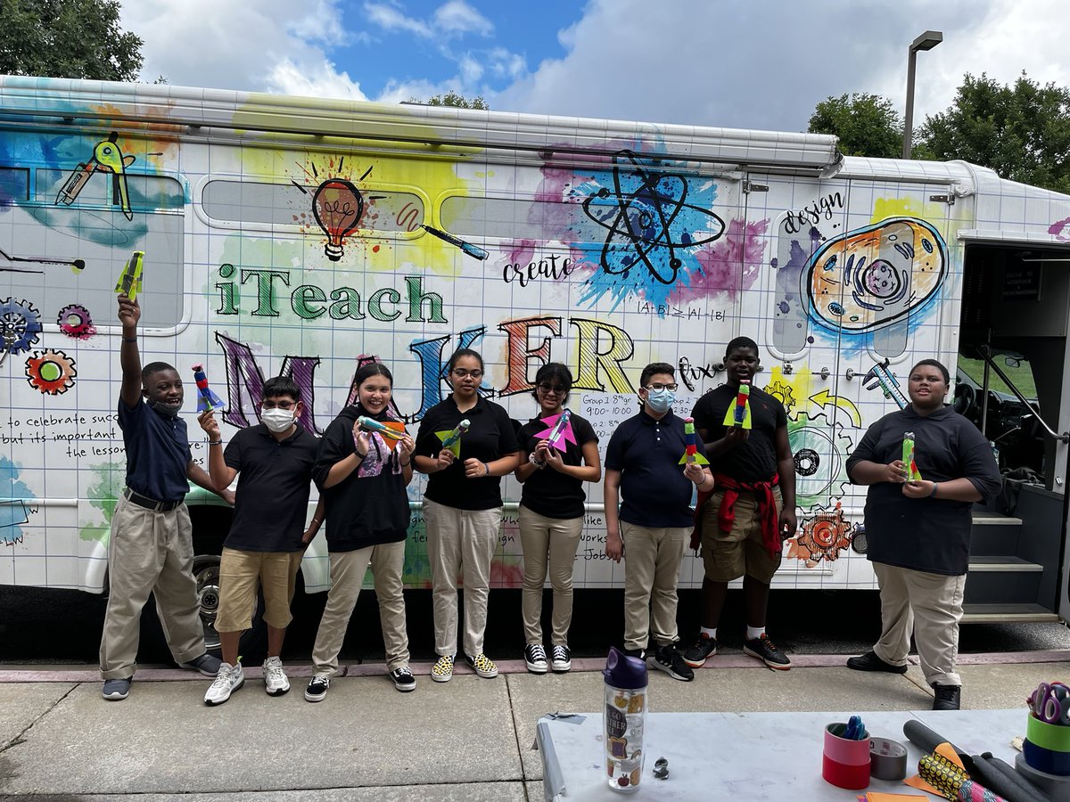 samantha_iTeach's tweet photo. These kids were reaching for the ✨ at @PaulDWestMiddle with the @iteachmakerbus 🚌. My heart always grows 3 times bigger on these special events. #makersgonnamake #stemeducation #innovation #makerbus https://t.co/ebcgKLHRPH