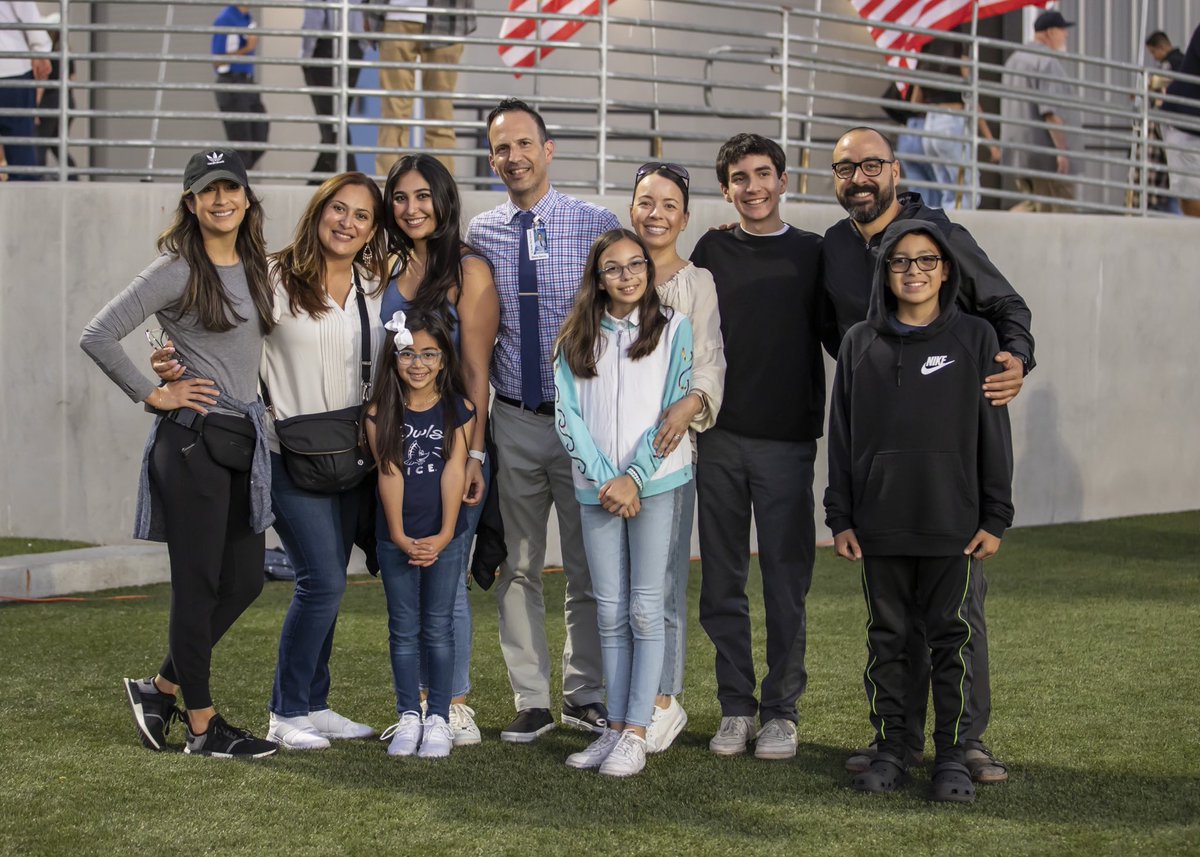 PrincipalSteveG's tweet photo. It may take time to collect Highlander apparel, but there is no doubt my family is all in! 🏴󠁧󠁢󠁳󠁣󠁴󠁿💙🙌🏼📸 ⁦@luna_ink_photo⁩ ⁦@fjuhsd⁩ ⁦@LaHabraHS⁩ ⁦@LAHABRA_ASB⁩ https://t.co/wOXmFiKmmr