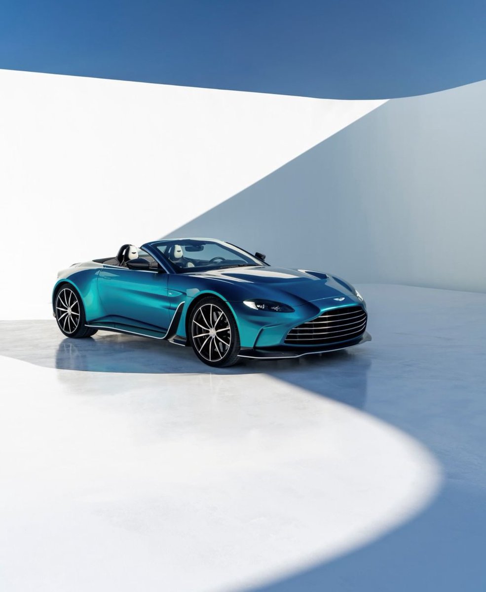 Open for business. #AstonMartin #V12VantageRoadster #THRILLDRIVEN