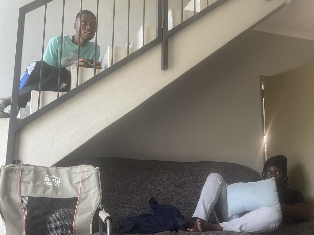 ThapeloBoyza's tweet photo. Only Gents know what’s happening https://t.co/xeppBJtA0Z