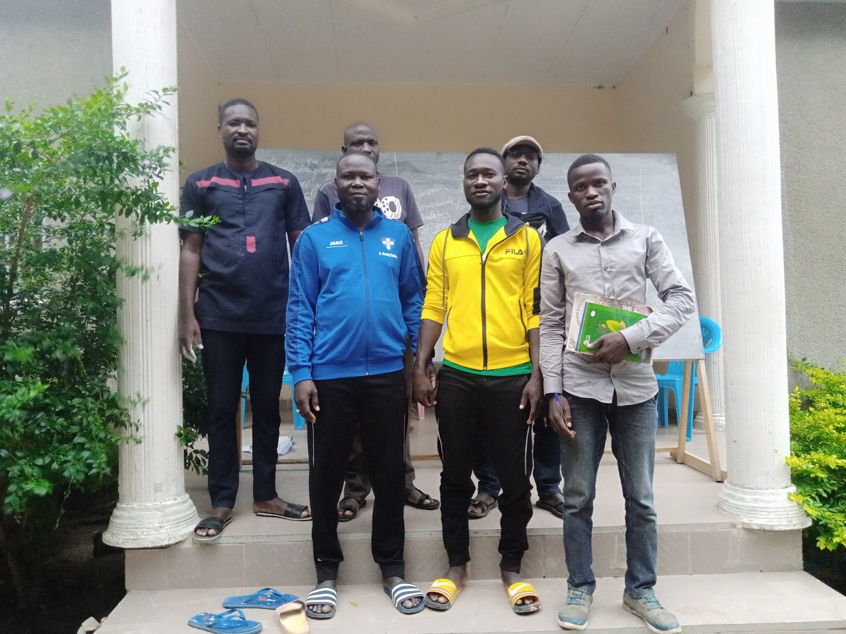 action commune tweet media