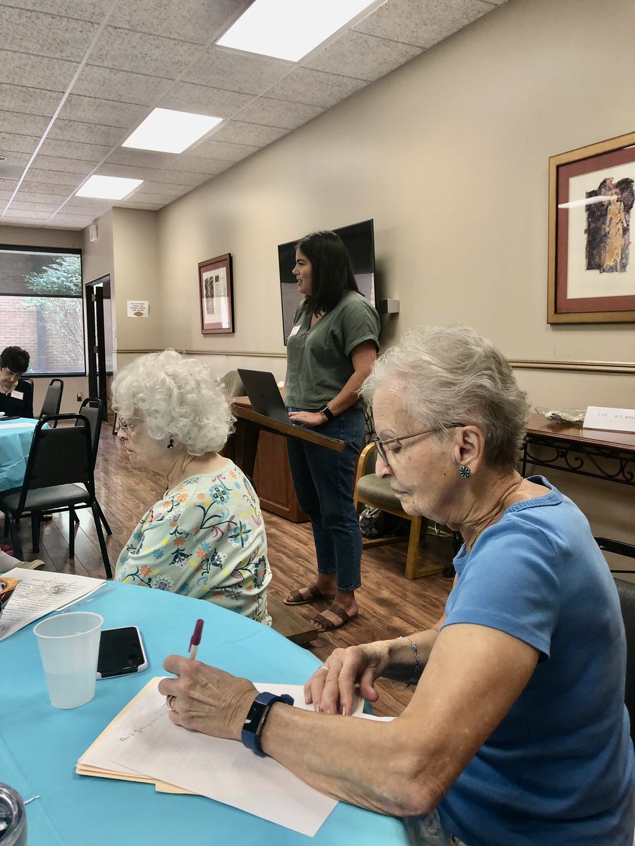 PaxChristiUSA's tweet photo. Speaking today w Pax Christi Memphis on #breadnotstones, spirituality of nonviolence @lauren_bailey96 https://t.co/tdWyd3zvny