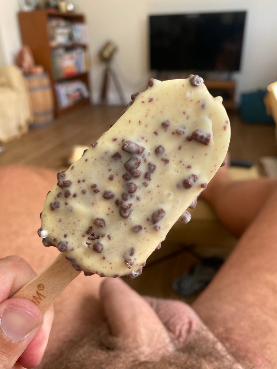 JudiHench's tweet photo. Mini-magnum kind of afternoon! #NudistLiving #NakedMan #MiniSnack https://t.co/Dghn3DQUy7