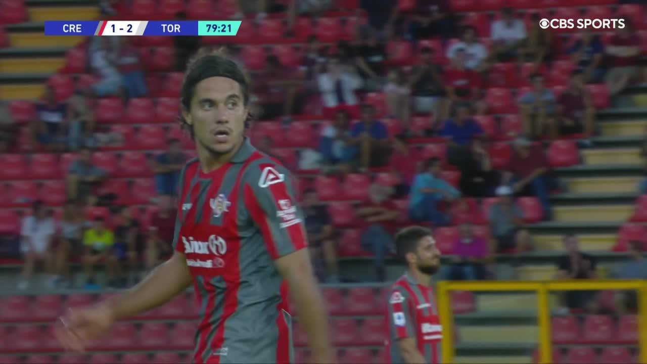 What a goal from Leonardo Sernicola! ☄️

Cremonese are back in it 👏”