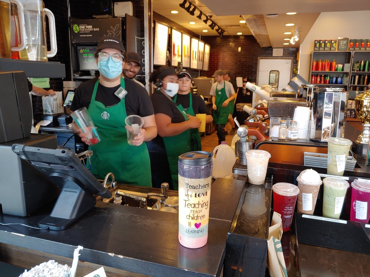 MisterTorg's tweet photo. @Starbucks  Great Teamwork at El Paso's I-10 and Redd location. Sarah, Danni Nick and the rest of the team were on it with wonderful attitudes. https://t.co/w8AHiWwjHx