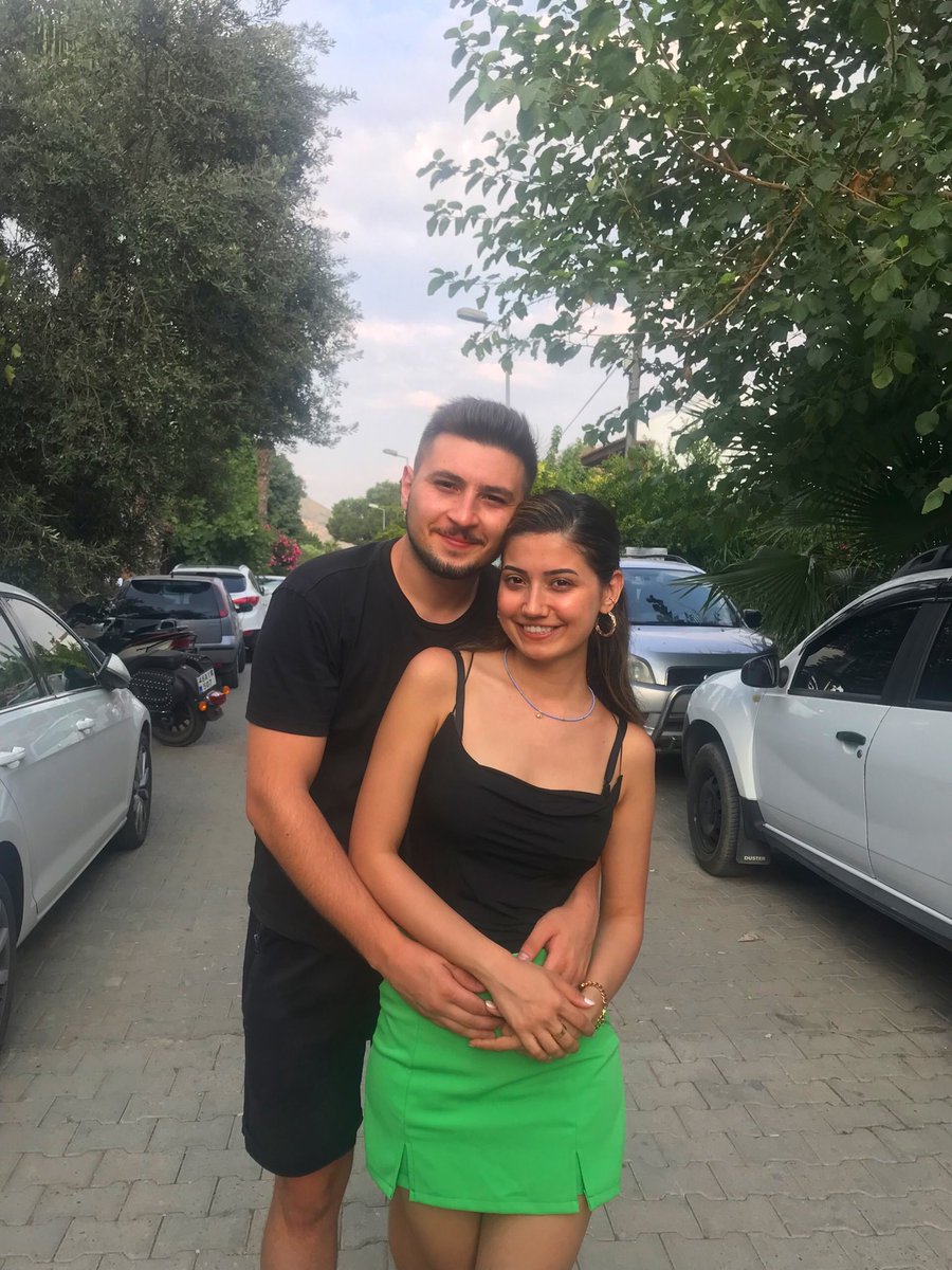 suleymanee's tweet photo. Evet diyorum efendim doğdu güneşim https://t.co/1GSpCVivb4