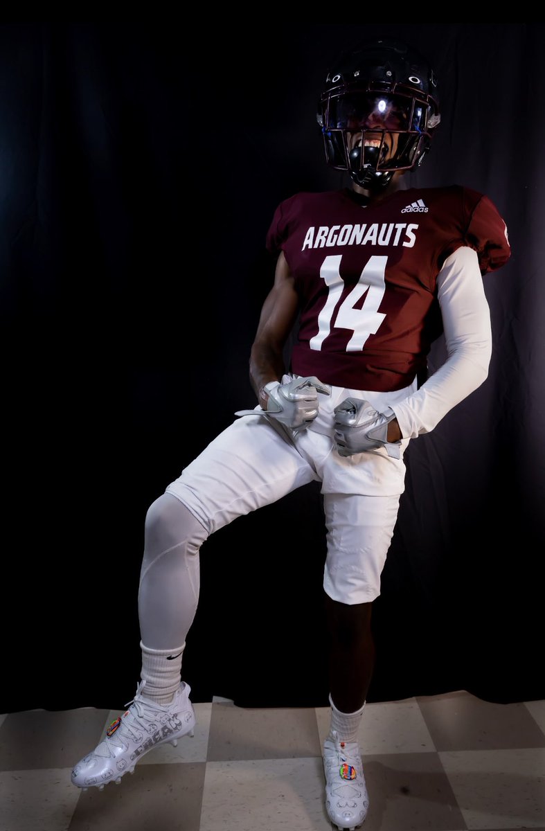 Johnny Walker - Sr RB/DB 19 rush 156 1TD