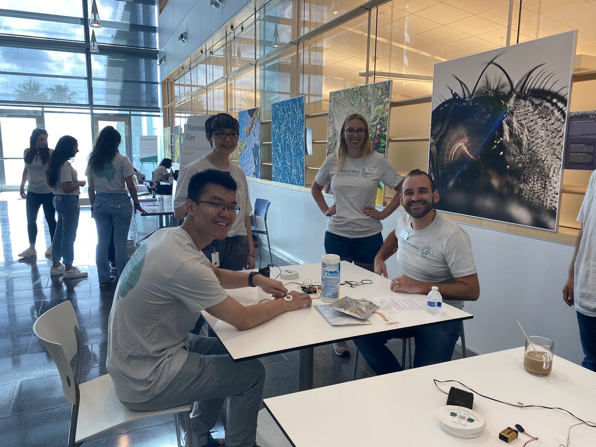 MPFNeuro's tweet photo. Our volunteers are ready for #BrainExplorationDay! If you are joining us today don’t forget to tag us in your photos 🧠🔍 https://t.co/T4mBWGbOMg