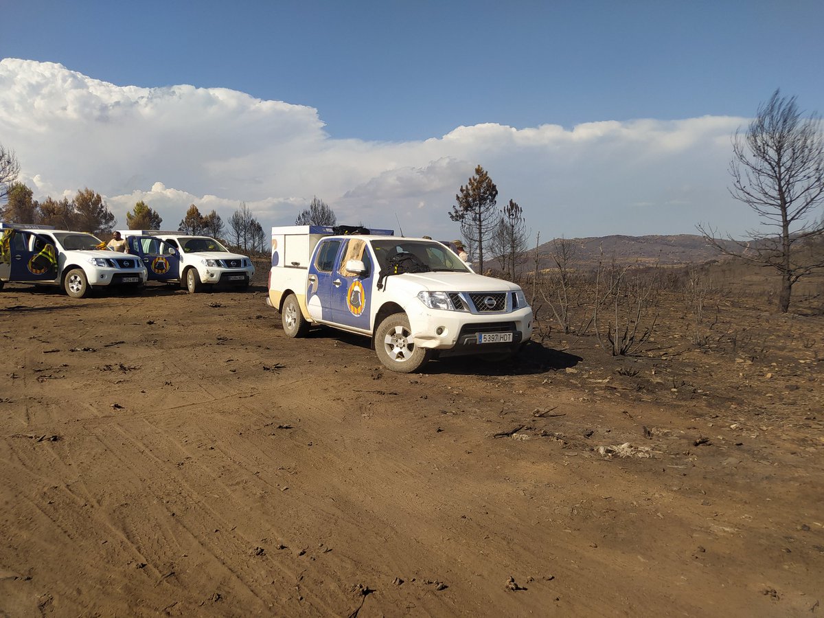 ccoocpbv's tweet photo. En el día de hoy las BRIFO @BombersValencia  se encuentran realizando gran cantidad de servicios de retirada de árboles y continúan presentes en el incendio de Bejis...Un verano estenuante que esperemos sirva para que se sienten a negociar las mejoras que el servicio necesita ... https://t.co/04bj0YzimS