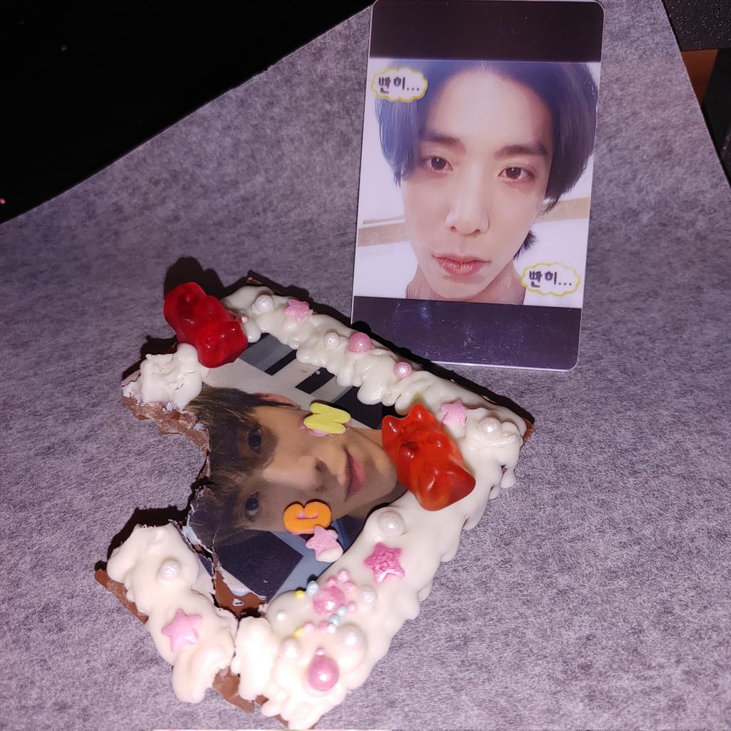 nogarriii's tweet photo. 영규니 먹방~~~! https://t.co/mQngP6Wd9N