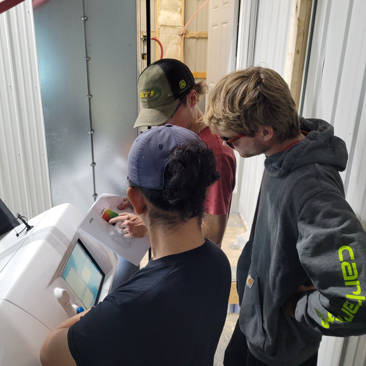 KBIprocessing's tweet image. This was a week of training and growth at KBI. Still some finishing touches to be completed but our colour sorter and tote bagging system are operational! Very proud of what our team has accomplished and excited about the future.
@CanSeed @OneStepAutomate