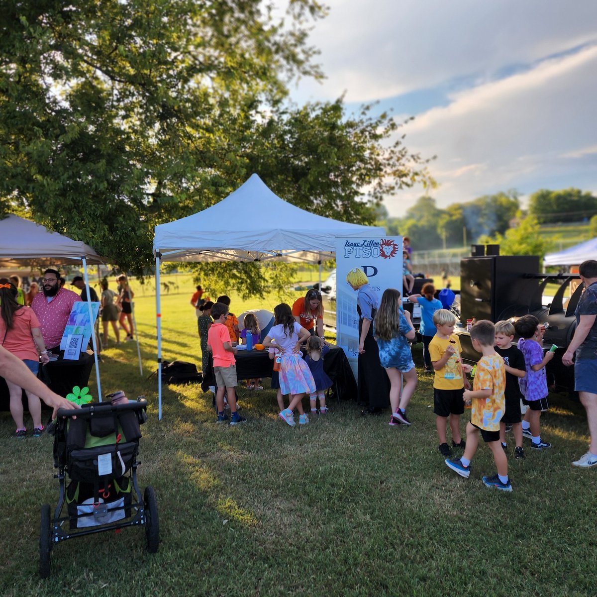 Michael Pratt, Ed.D (@michaelpratt411) on Twitter photo A great night of football, tailgating, and connection with our feeder schools
#StratfordSTEM
<a href="/StratfordSTEM1/">@StratfordSTEM</a>
<a href="/StratfordHS_FB/">Stratford</a>
<a href="/Titans/">Tennessee Titans</a> A great night of football, tailgating, and connection with our feeder schools
#StratfordSTEM
<a href="/StratfordSTEM1/">@StratfordSTEM</a>
<a href="/StratfordHS_FB/">Stratford</a>
<a href="/Titans/">Tennessee Titans</a>