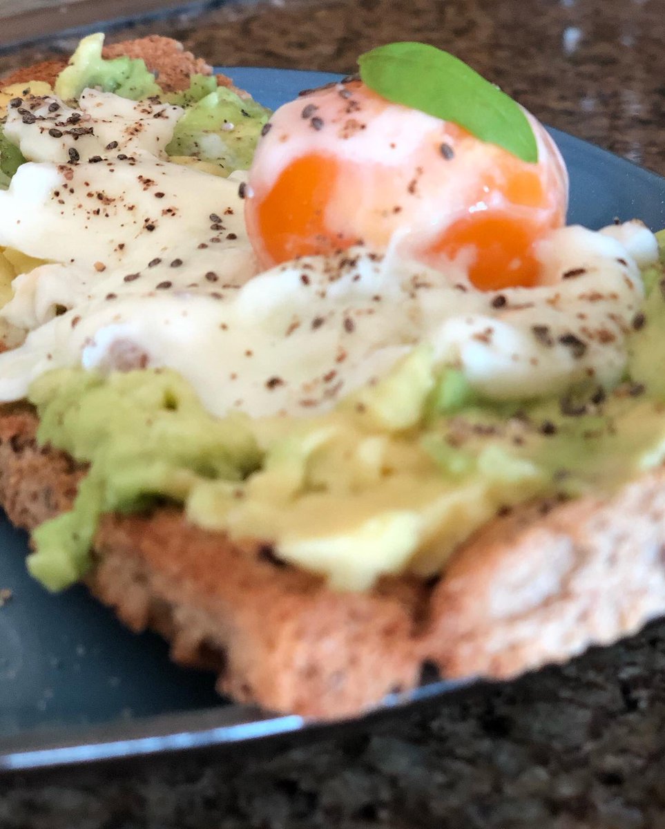 adelaidenunes's tweet photo. #healty #healthyfood #eat #foodie #Avocado #egg #fruit #watermelon https://t.co/gn1GYHXzJR