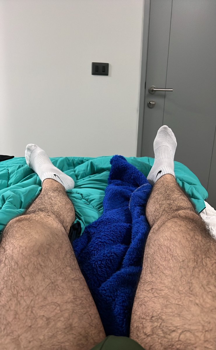 mengym's tweet photo. Morning !! Manden foto de como despiertan 👀 https://t.co/iqEOXNBvUp