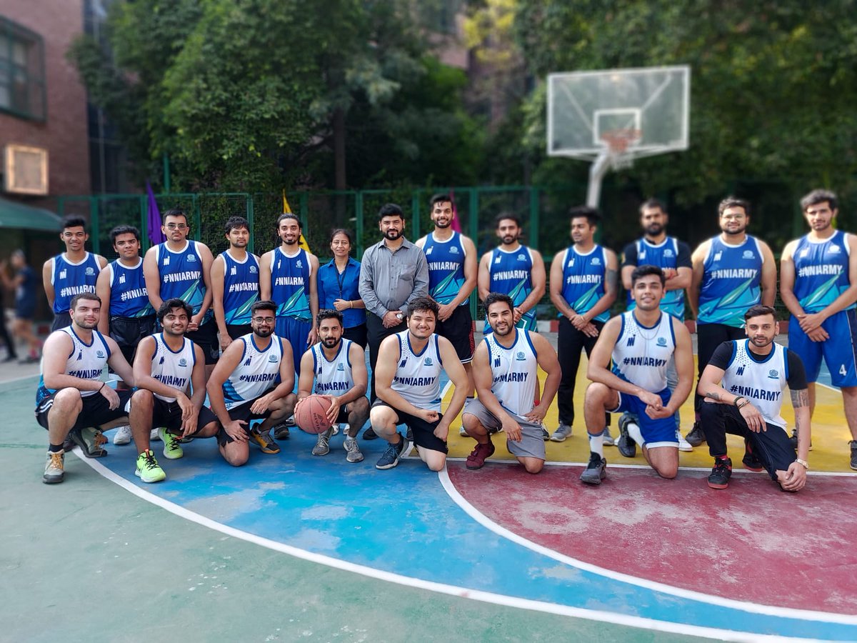 monikakanwar09's tweet photo. Ahlcon International school celebrating "National Sports Day"2022. Alumni Basketball Match #FitIndia #NationalSportsDay2022 @sdg4all @ashokkp @y_sanjay @pntduggal @sunita_rajiv @Kavita_hm @sagsahni https://t.co/pF3q2xKMMM