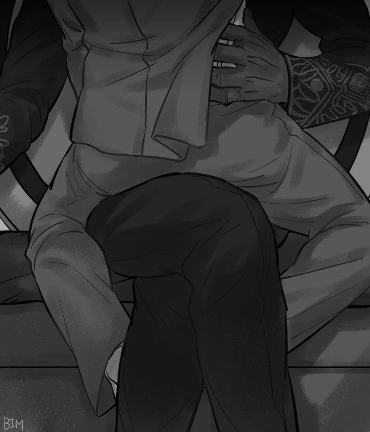 if he’s not on t’challa’s lap like this, then 𝒘𝒉𝒂𝒕 is the point?