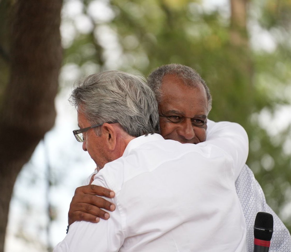 Jean-Luc Mélenchon tweet media