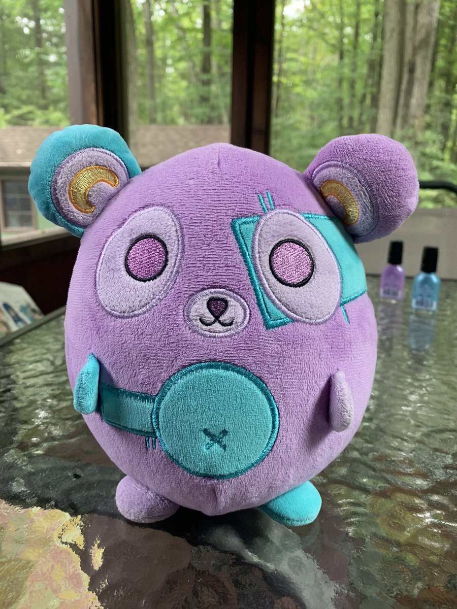 From my tween Charlotte: Hi KREW, a bit late, but I drew this for my fellow Canadians  #krewreacts luv ya!!