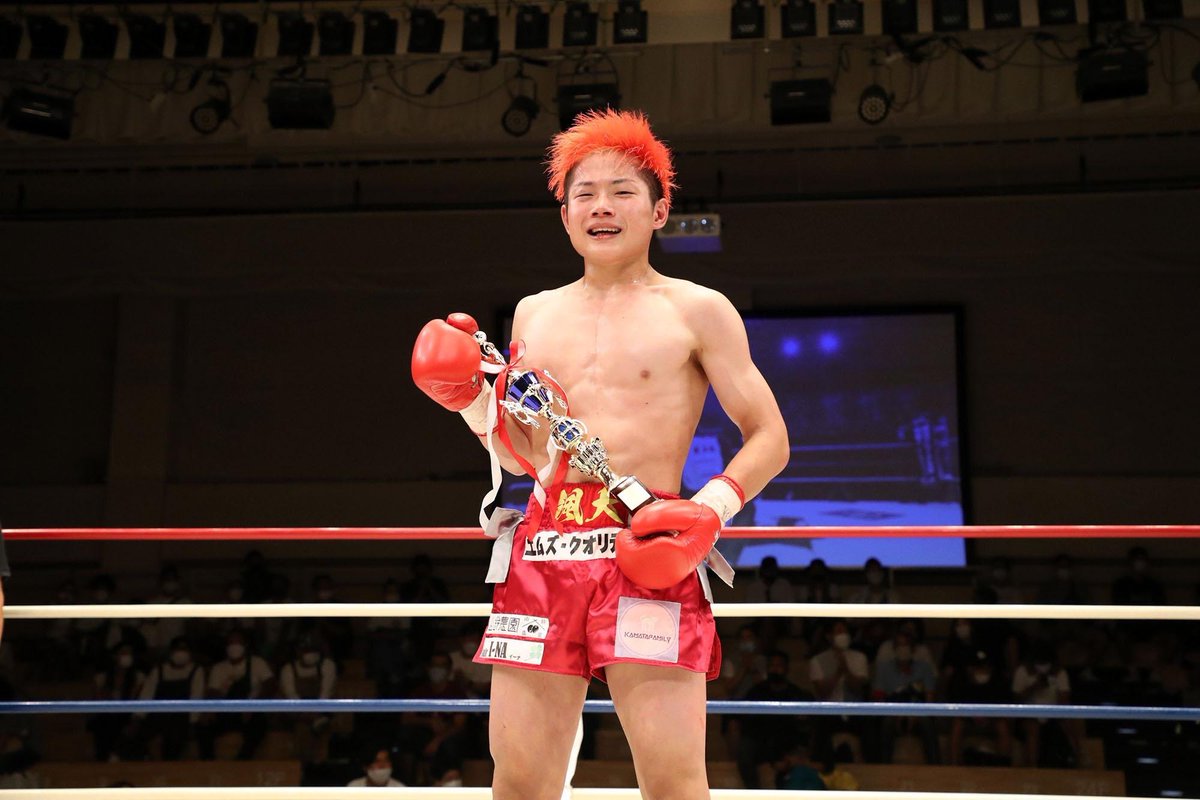 sotak1_KM's tweet photo. 今日の試合ギリギリ判定勝利で勝つ事が出来ました❗️
ですが、内容はダメダメな試合でした。
課題が盛り沢山の試合でした!
本戦で戦っている選手がどれだけ強くて凄いのか感じる試合でした❗️
今のままでは上には絶対に行けない❗️
まだまだ、もっと強くなります🔥🔥
#Krush140 #k1wgp #K1NEXT https://t.co/YzqQbSHArR